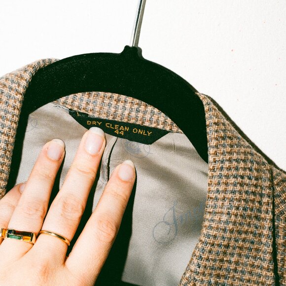 Vintage 80s Wool Tweed Blazer w/ Leather-Wrapped Buttons – Women’s M/L - Picture 6 of 6